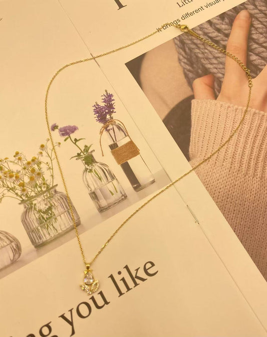 Golden Leaf Whispers Everyday Elegance Necklace