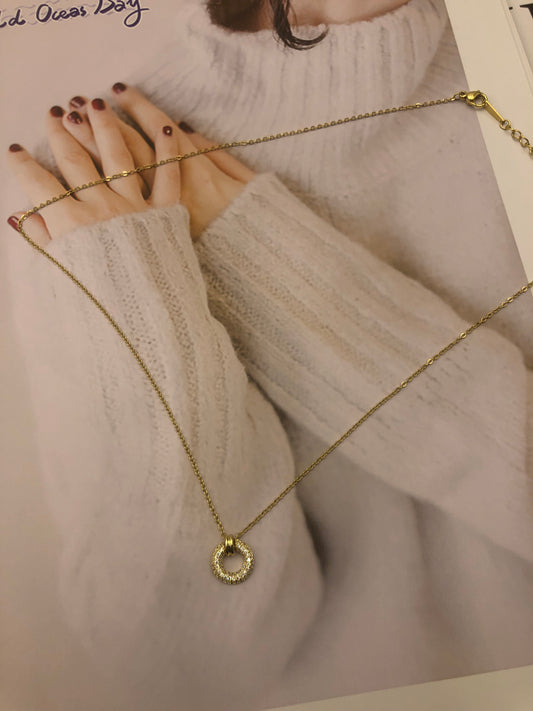 Eternal Glow Circle Necklace (Gold/Silver)