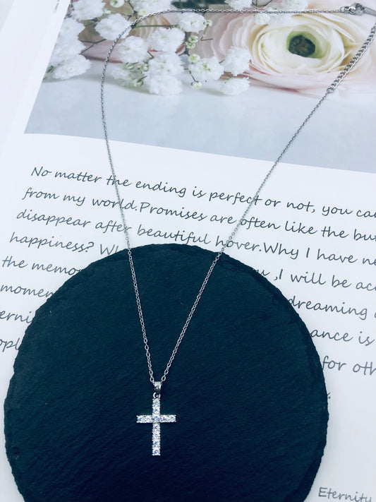 Timeless Faith Cross Necklace ✝️
