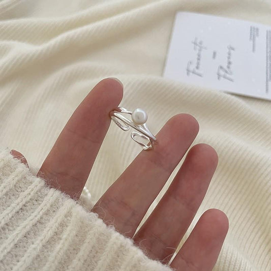 "Luna Pearl" Minimalist Ring